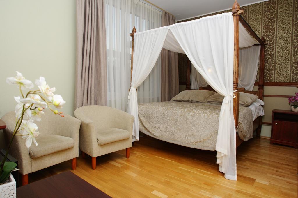 Hotel Villa Wesset Parnu Room photo